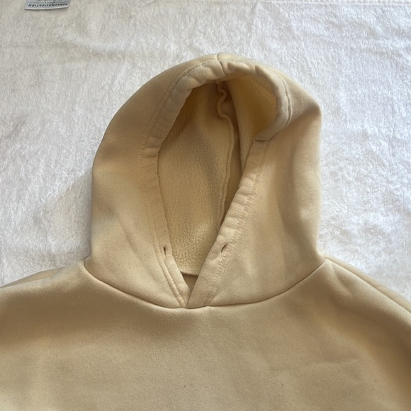 Mental Health Matters (Tell your friends) Hoodie size M - Picture 4 of 5